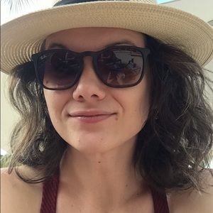 Meet your Posher, Johannah